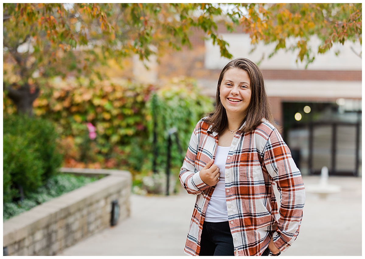 Casual Fall Senior Photos | Chelsea Clocktower